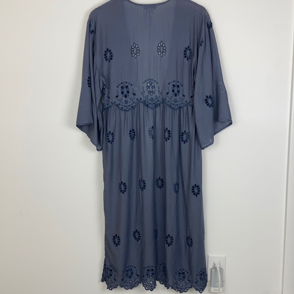 American Eagle Blue Long Kimono - Picture 11 of 16